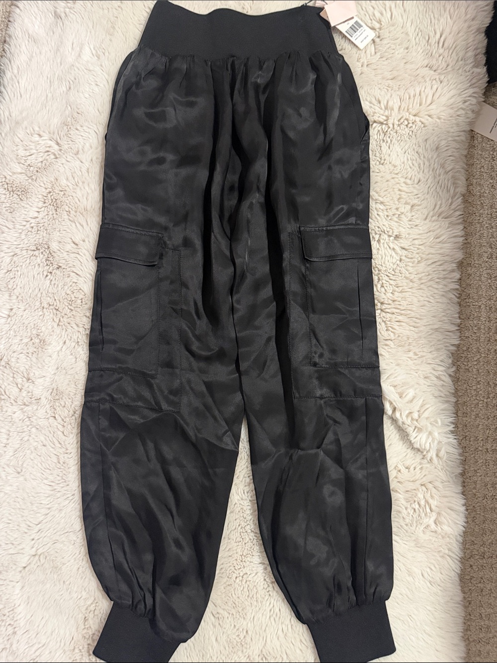 cinq a sept Black Cargo Jogger Pants - Picture 2 of 3
